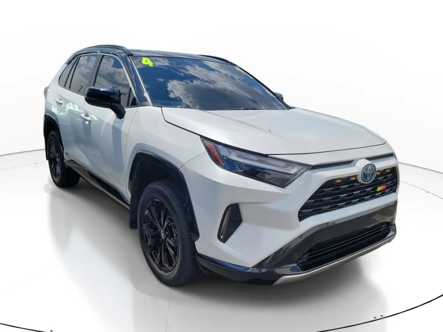 2024 Toyota RAV4 Hybrid XSE photo 1