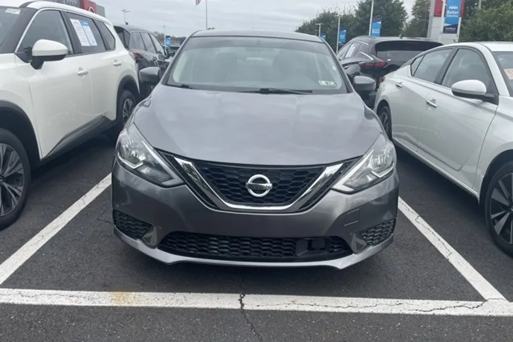 2019 Nissan Sentra S photo 1