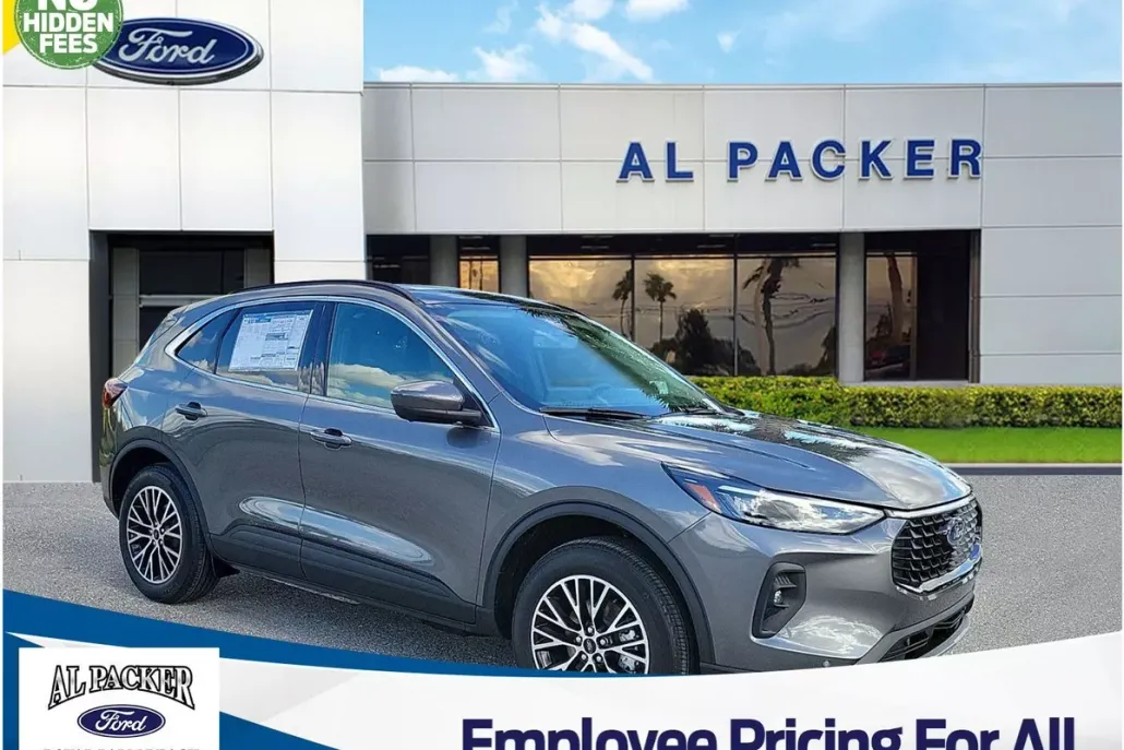 2025 Ford Escape photo 1