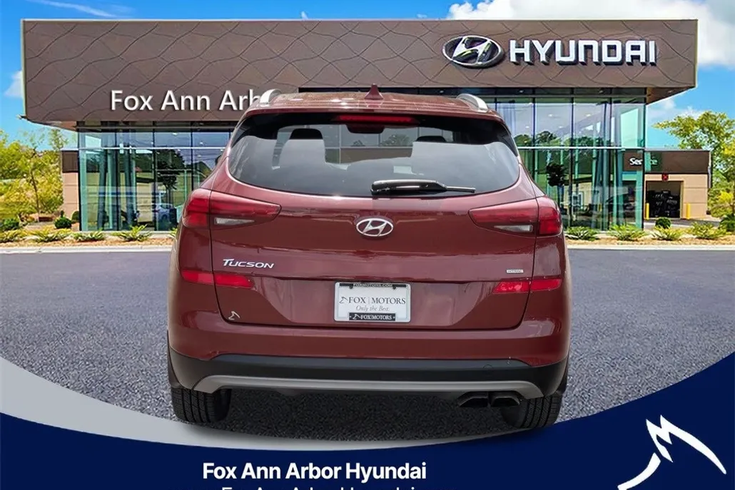 2020 Hyundai Tucson Sport photo 1