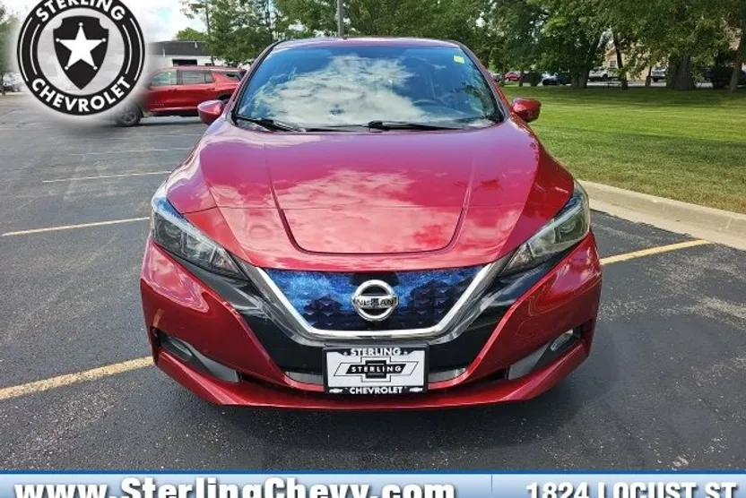 2020 Nissan Leaf SV photo 1