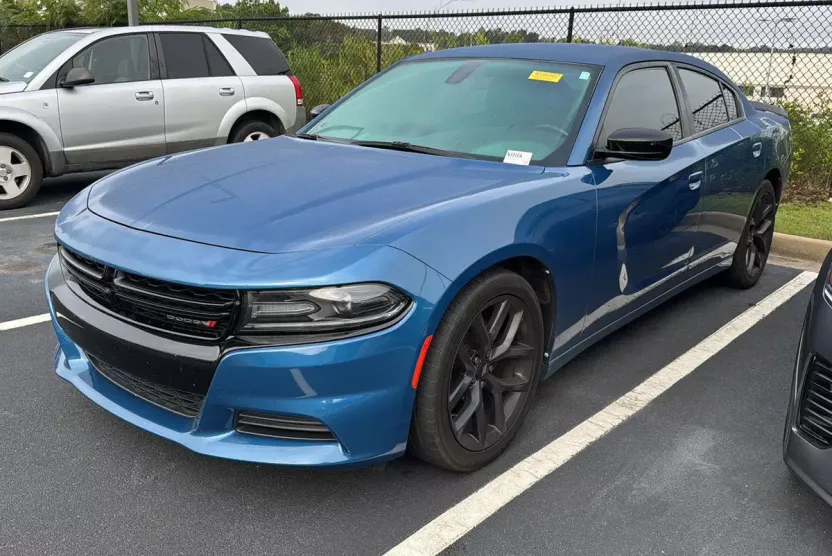 2020 Dodge Charger SXT photo 1