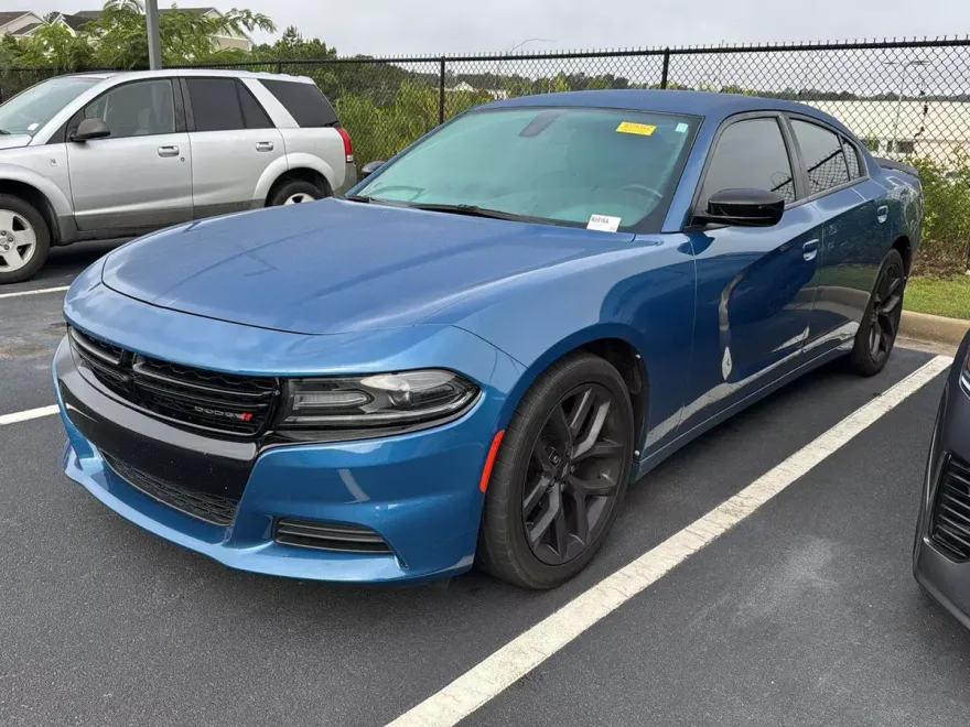 2020 Dodge Charger SXT photo 1