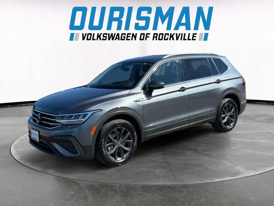 2022 Volkswagen Tiguan SE photo 1