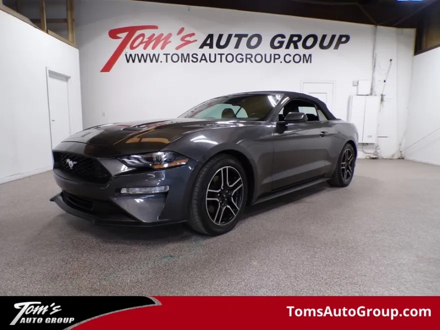 2020 Ford Mustang EcoBoost photo 1