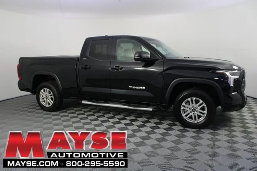 2024 Toyota Tundra SR5 photo 1