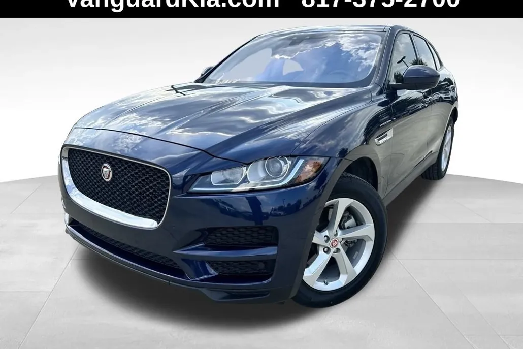 2017 Jaguar F-PACE Premium photo 1