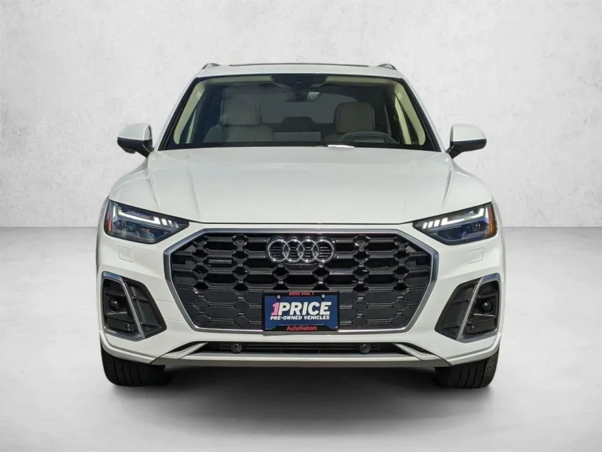 2025 Audi Q5 S line Prestige 45 TFSI Premium photo 1