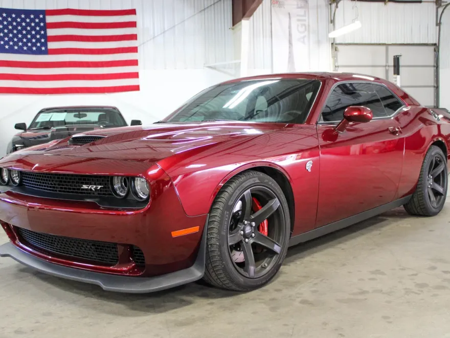 2017 Dodge Challenger SRT8 Hellcat photo 1