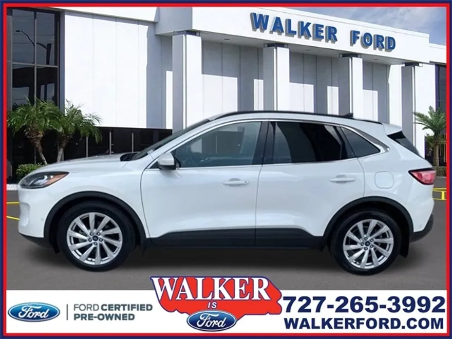 2022 Ford Escape Titanium Hybrid photo 1