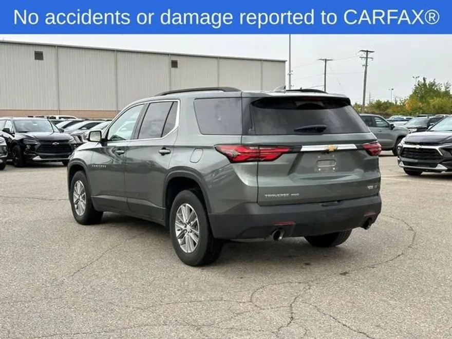 2023 Chevrolet Traverse Cloth photo 1