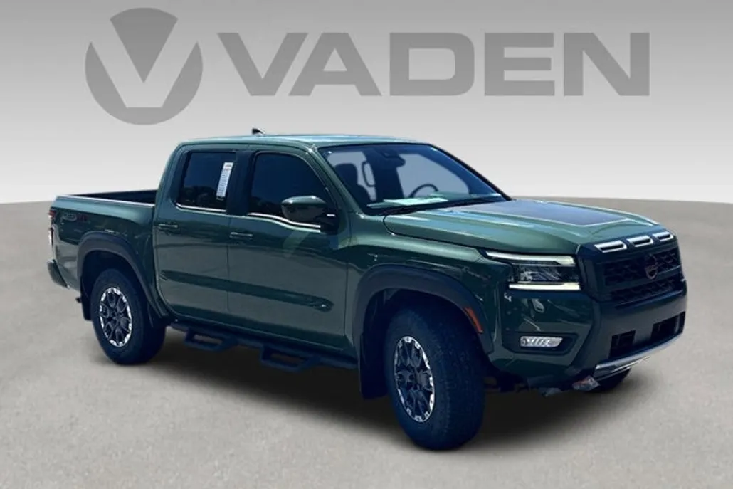 2025 Nissan Frontier Crew Cab PRO-4X photo 1
