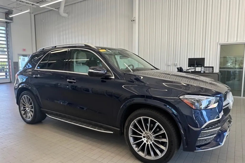 2022 Mercedes Benz GLE 350 4MATIC photo 1