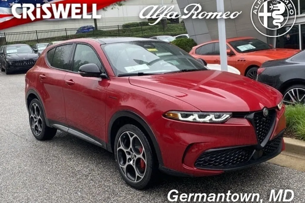 2024 Alfa Romeo Tonale Veloce photo 1