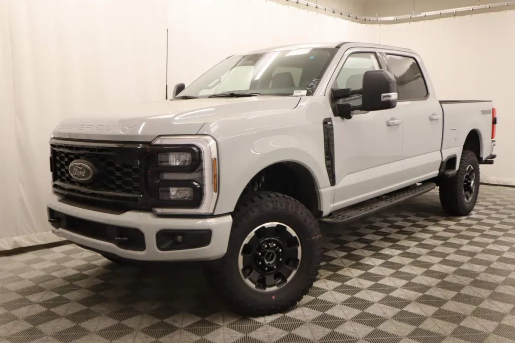 2025 Ford F-350 XLT photo 1