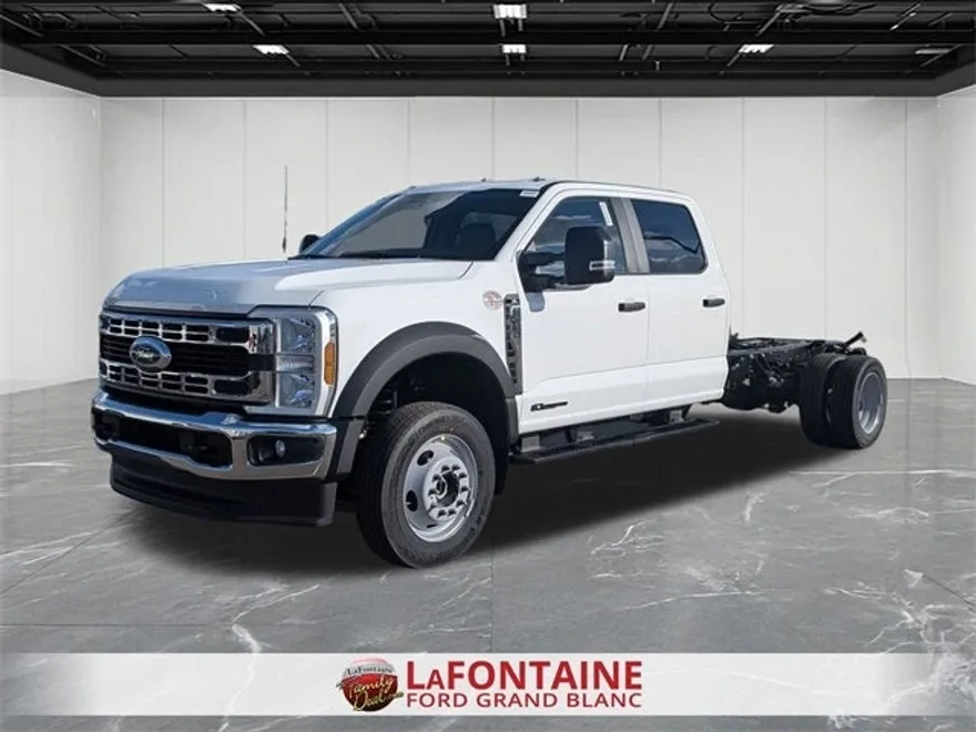 2026 Ford F-550 photo 1