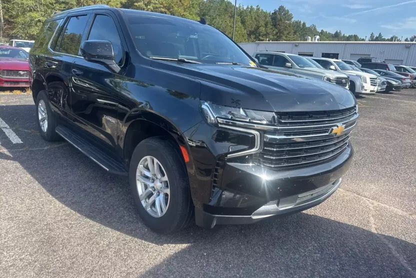 2021 Chevrolet Tahoe LT photo 1