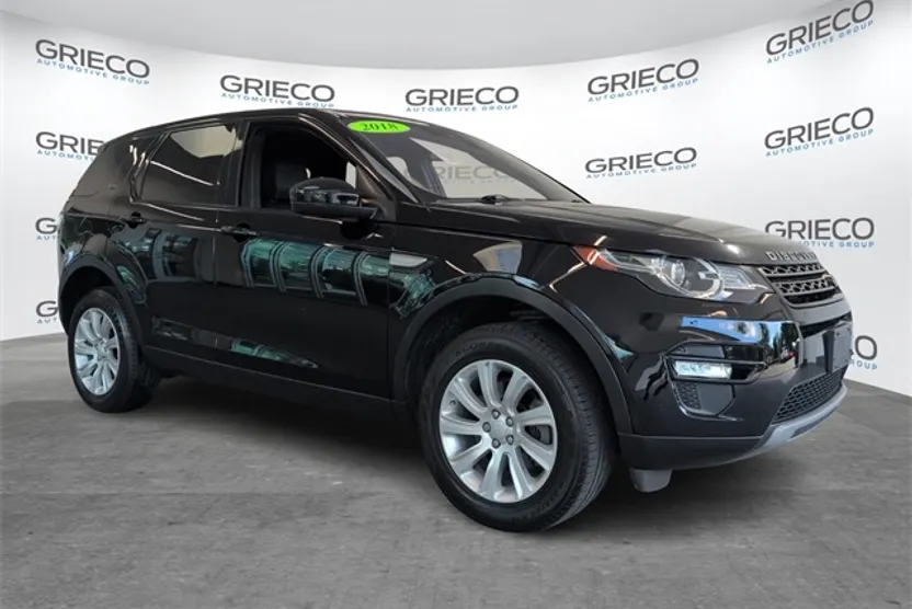 2018 Land Rover Discovery Sport SE photo 1
