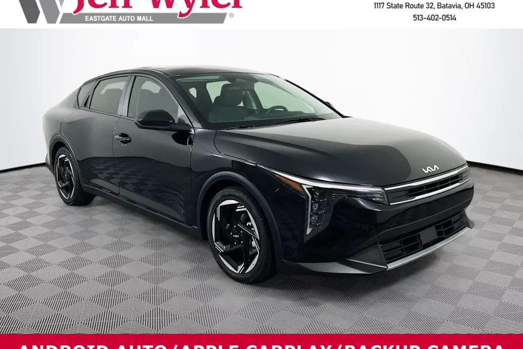 2025 Kia K4 EX photo 1