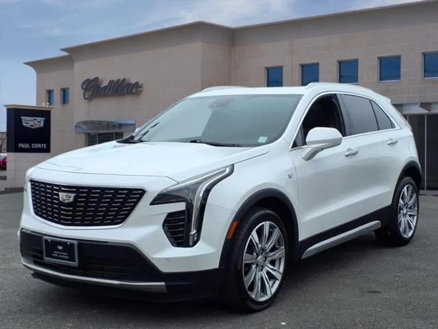 2020 Cadillac XT4 Premium Luxury photo 1