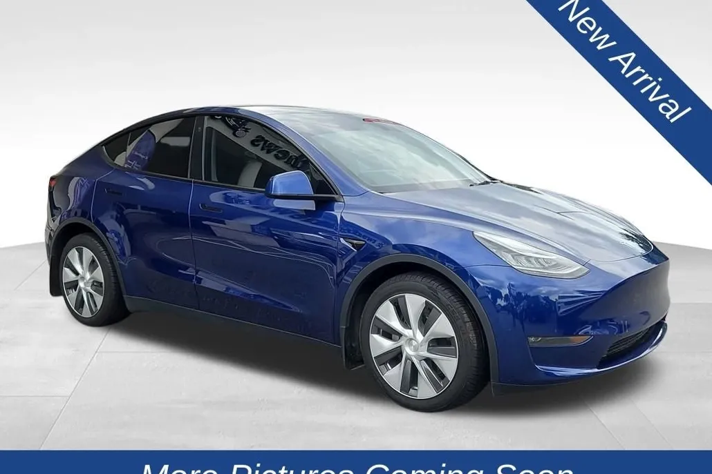 2023 Tesla Model Y Long Range photo 1