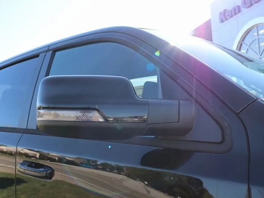 2026 Ram 1500 Big Horn photo 1