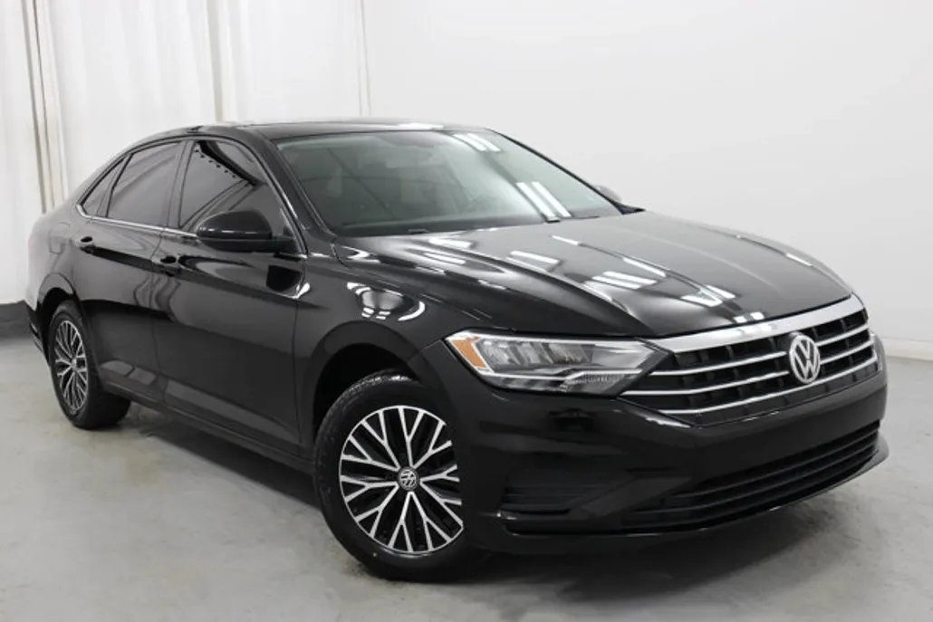 2020 Volkswagen Jetta SE photo 1