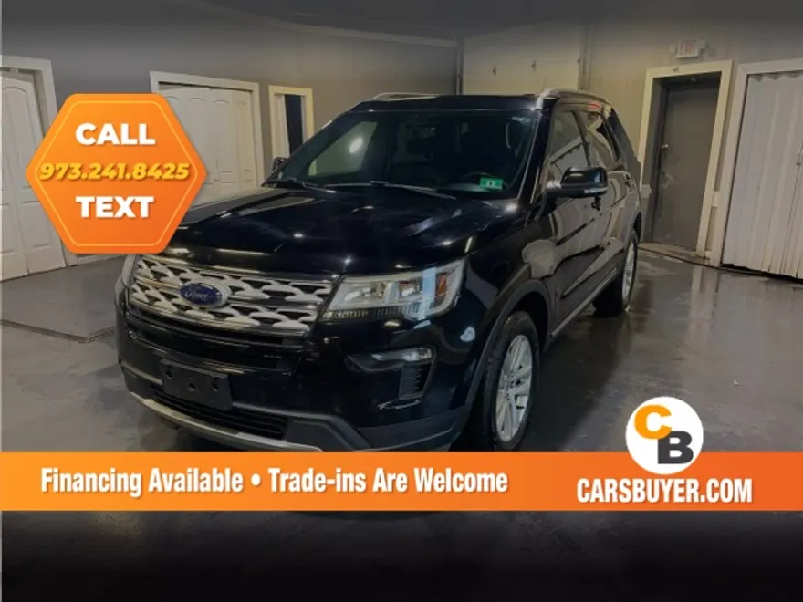 2018 Ford Explorer XLT Sport photo 1