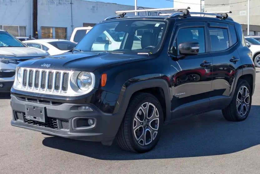 2016 Jeep Renegade Limited photo 1