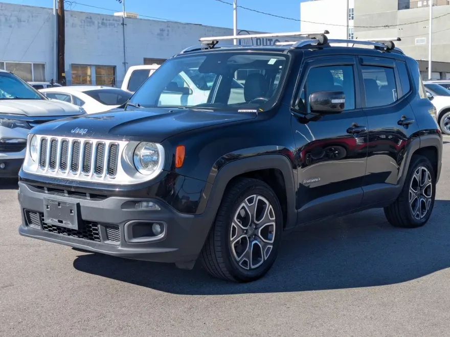 2016 Jeep Renegade Limited photo 1