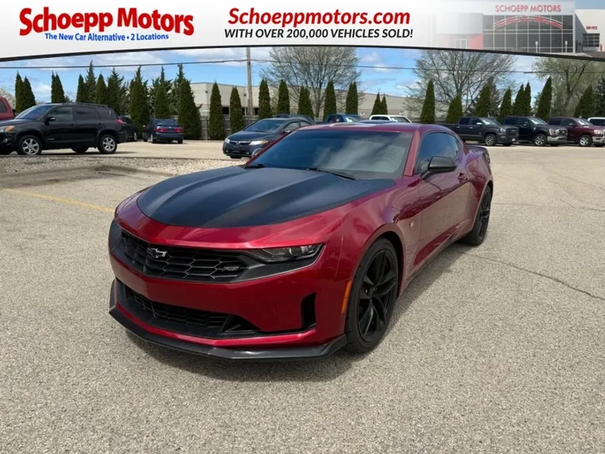 2021 Chevrolet Camaro 1LT photo 1