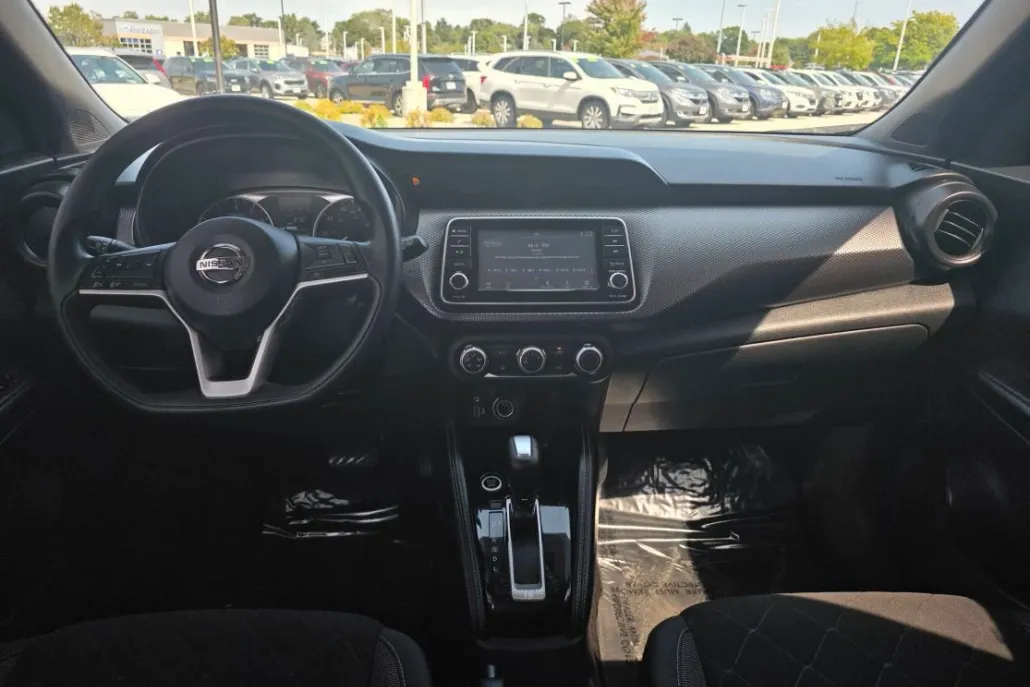 2019 Nissan Kicks photo 1