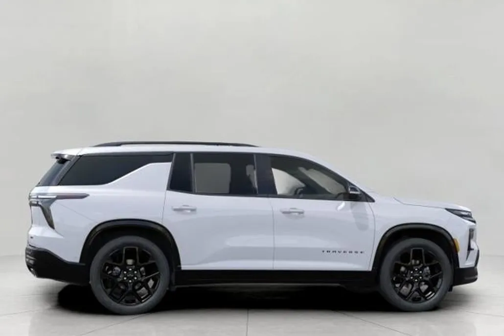 2026 Chevrolet Traverse RS photo 1