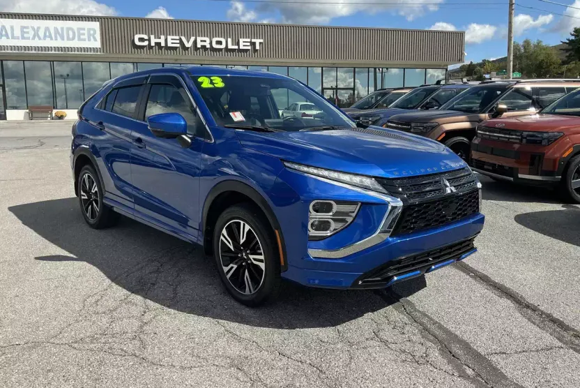 2023 Mitsubishi Eclipse Cross SE photo 1