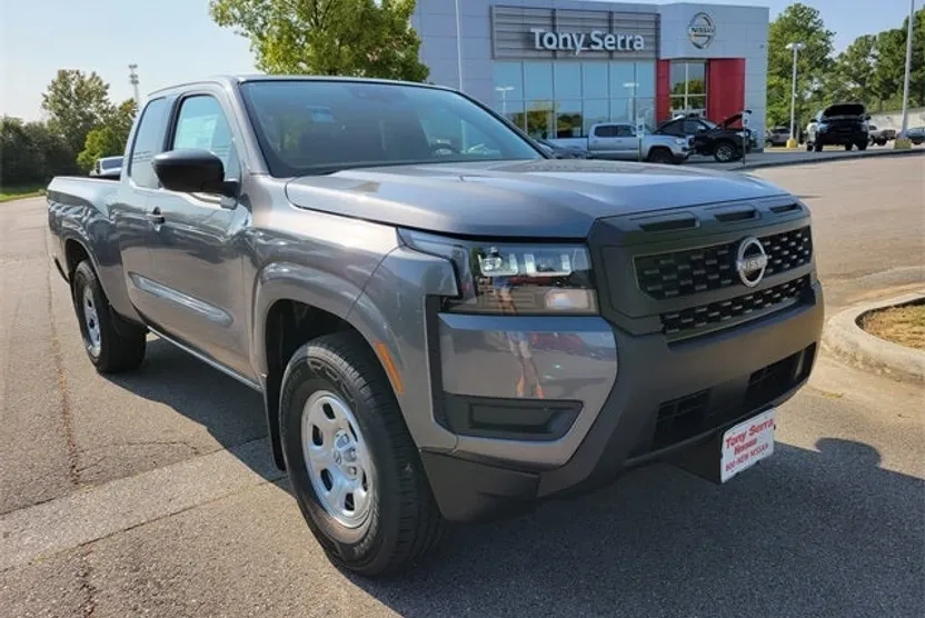2026 Nissan Frontier S photo 1