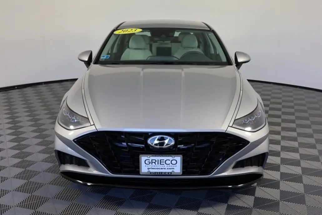 2023 Hyundai Sonata SEL photo 1