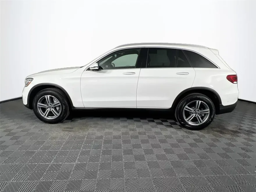 2022 Mercedes Benz GLC 300 4MATIC photo 1