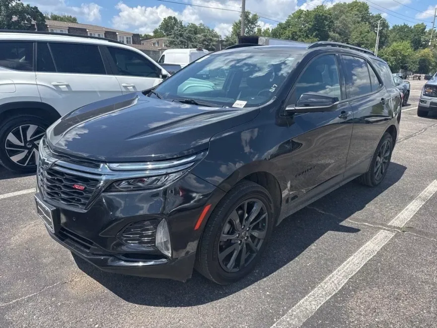 2022 Chevrolet Equinox RS photo 1