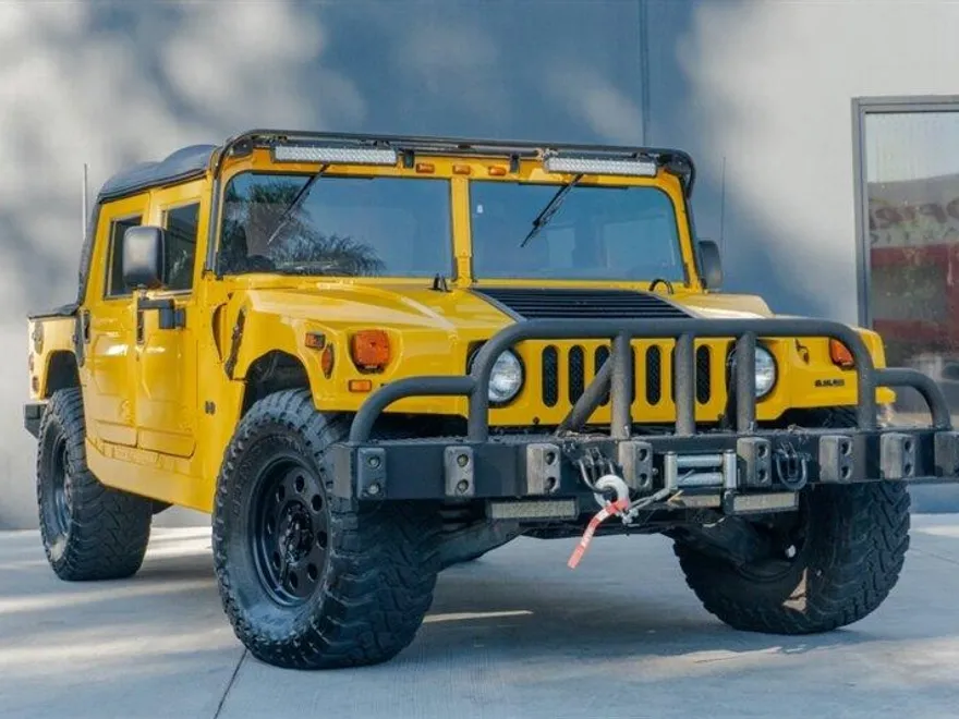 1998 Hummer H1 1 1/4 ton photo 1
