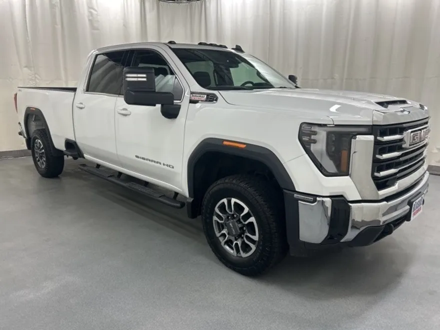 2024 Gmc Sierra HD SLE photo 1