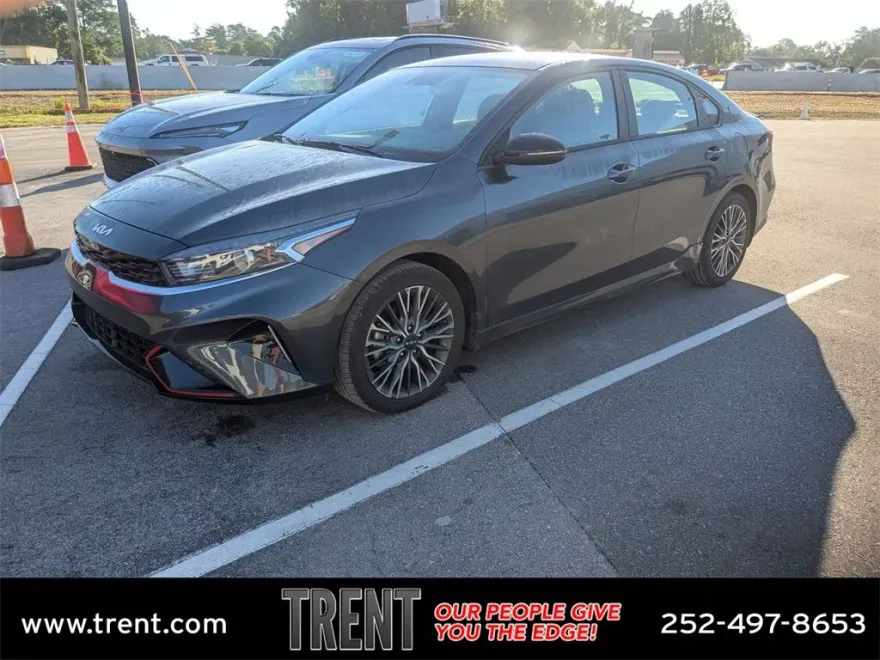 2023 Kia Forte GT-Line photo 1
