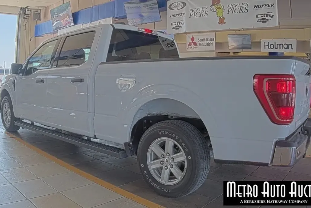 2021 Ford F-150 XLT photo 1