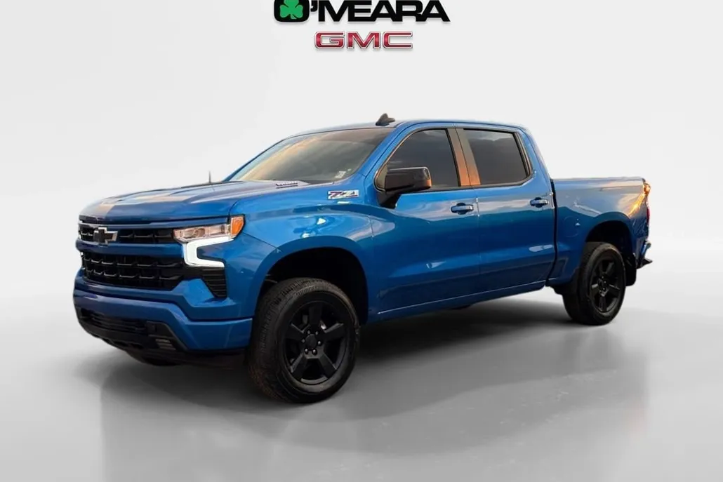 2023 Chevrolet Silverado 1500 RST photo 1