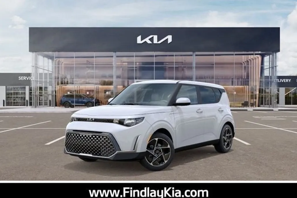 2025 Kia Soul EX photo 1
