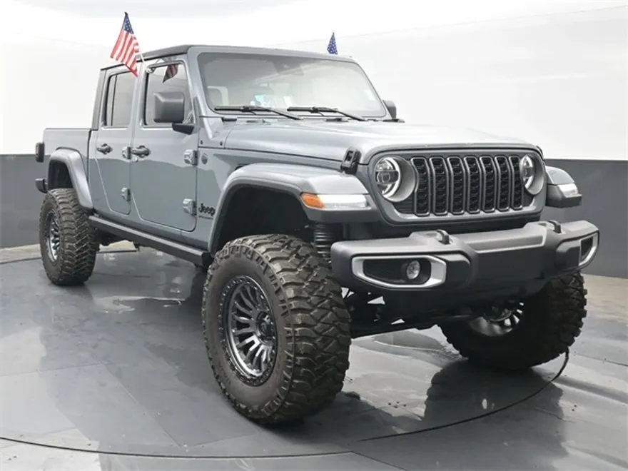 2025 Jeep Gladiator Sport photo 1