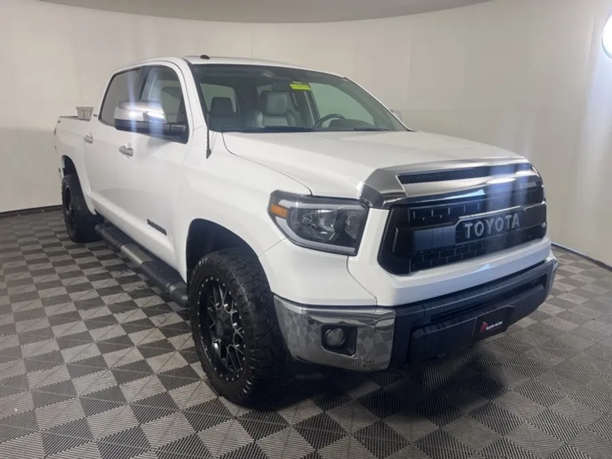 2014 Toyota Tundra Limited photo 1