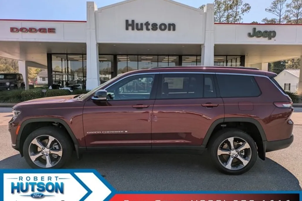 2025 Jeep Grand Cherokee L photo 1