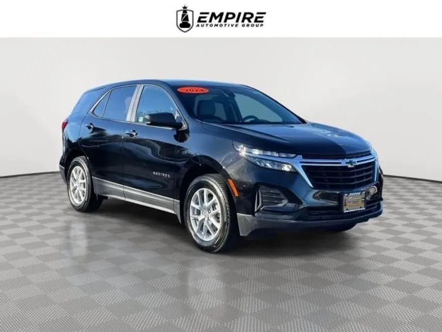 2024 Chevrolet Equinox LS photo 1