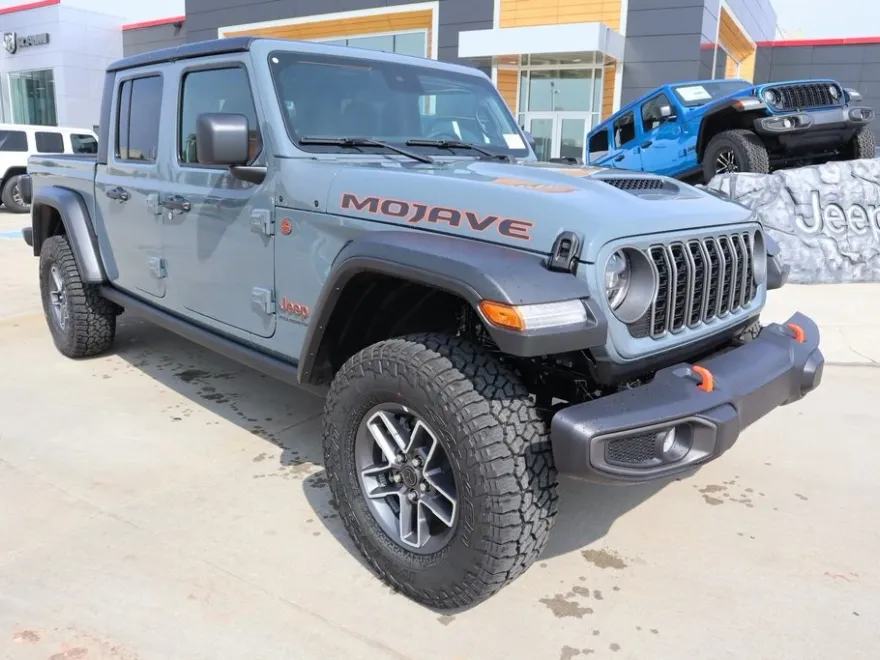 2025 Jeep Gladiator Mojave photo 1
