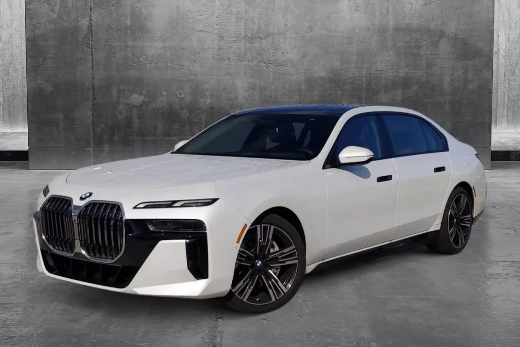 2023 Bmw i7 xDrive60 photo 1